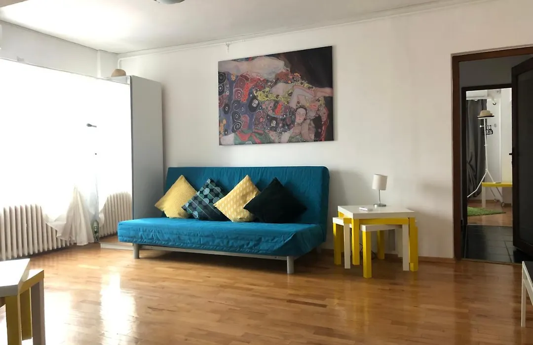 Green Apartment-1
